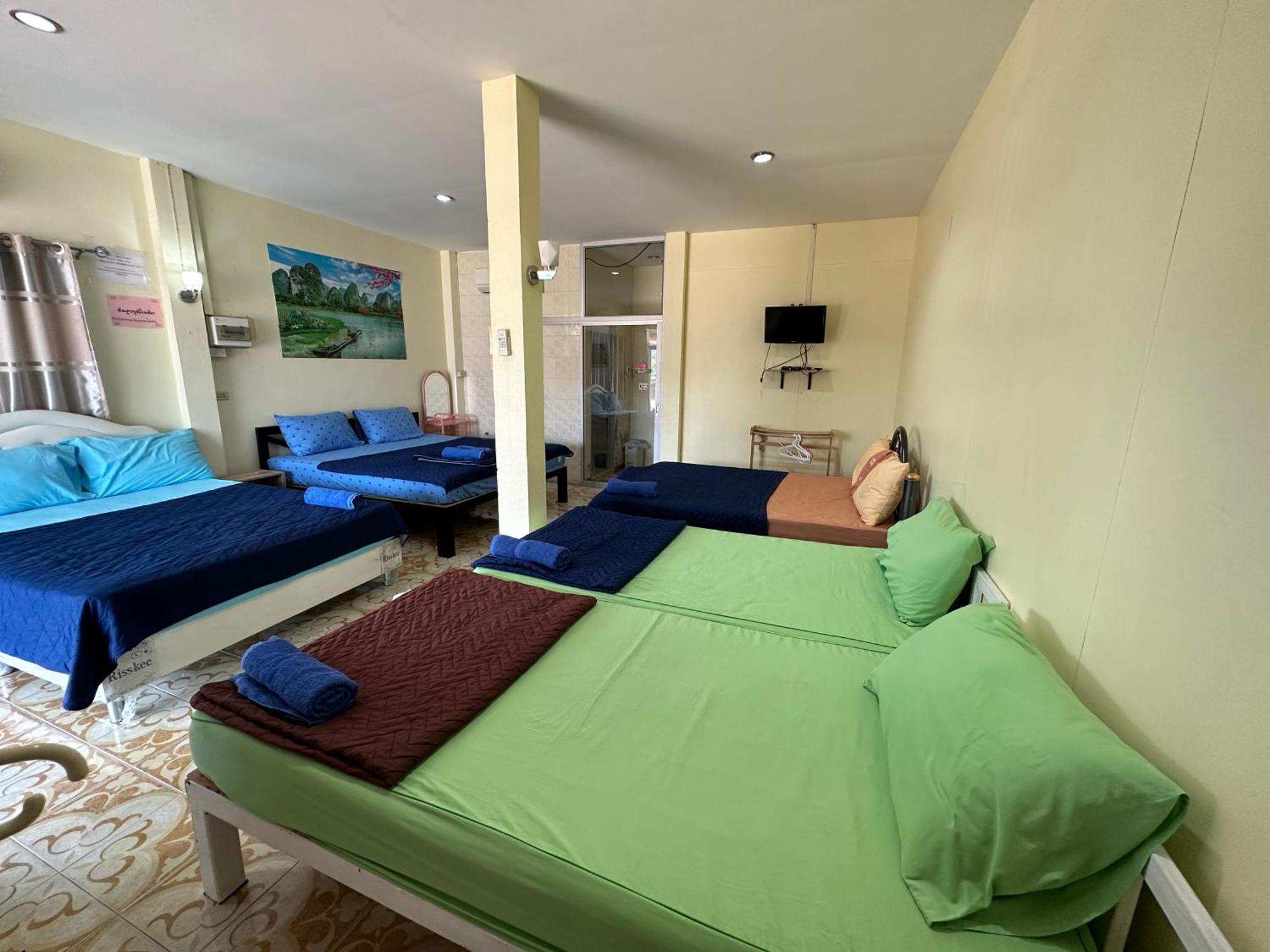 Thippawan Bungalow Koh Si Chang Eksteriør billede
