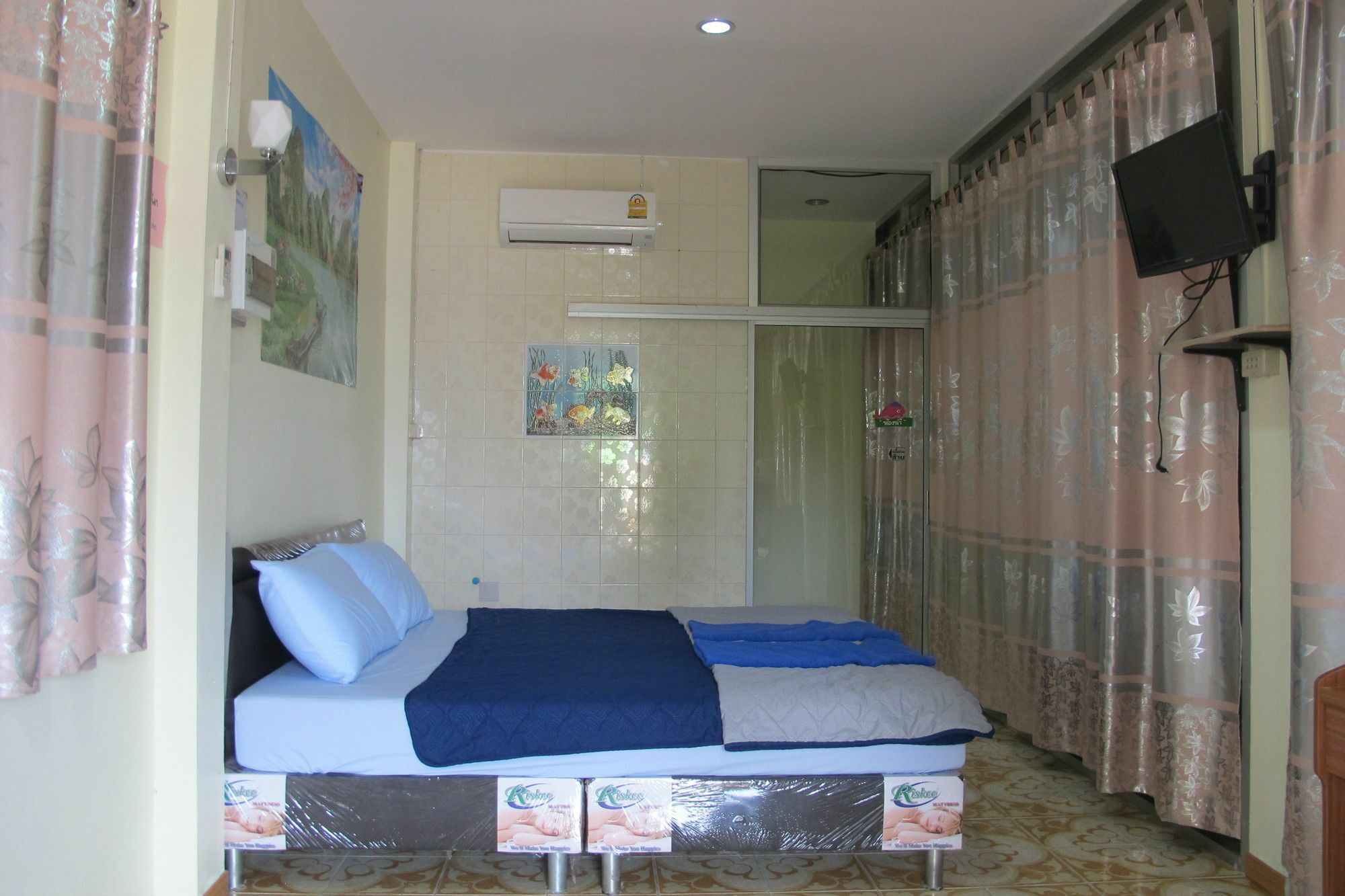Thippawan Bungalow Koh Si Chang Eksteriør billede