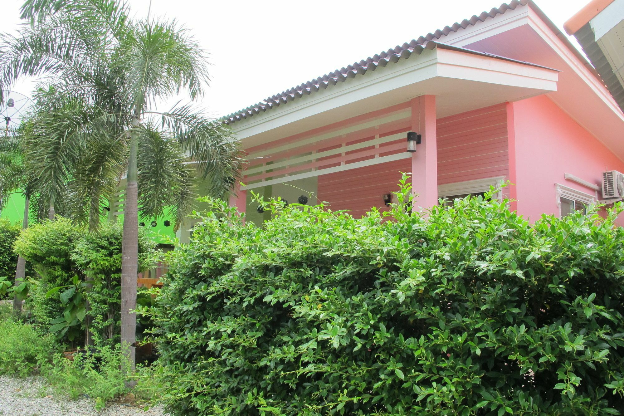Thippawan Bungalow Koh Si Chang Eksteriør billede