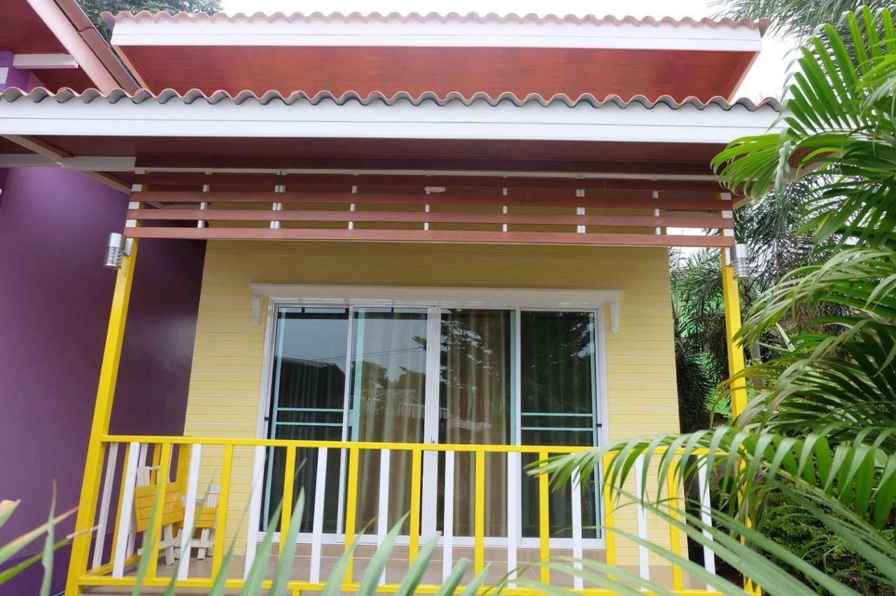 Thippawan Bungalow Koh Si Chang Eksteriør billede